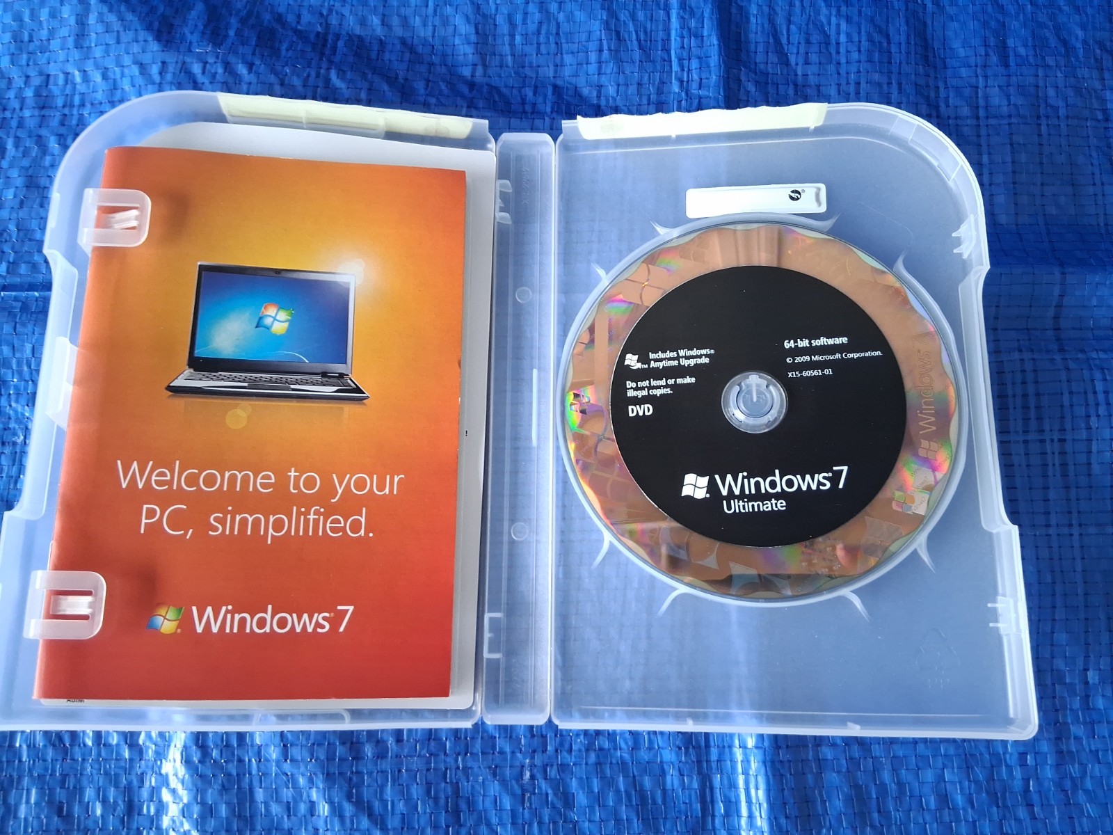 Microsoft Windows 7 Ultimate 32 & 64 Bit DVDs Genuine MS WIN Full Retail Box Key