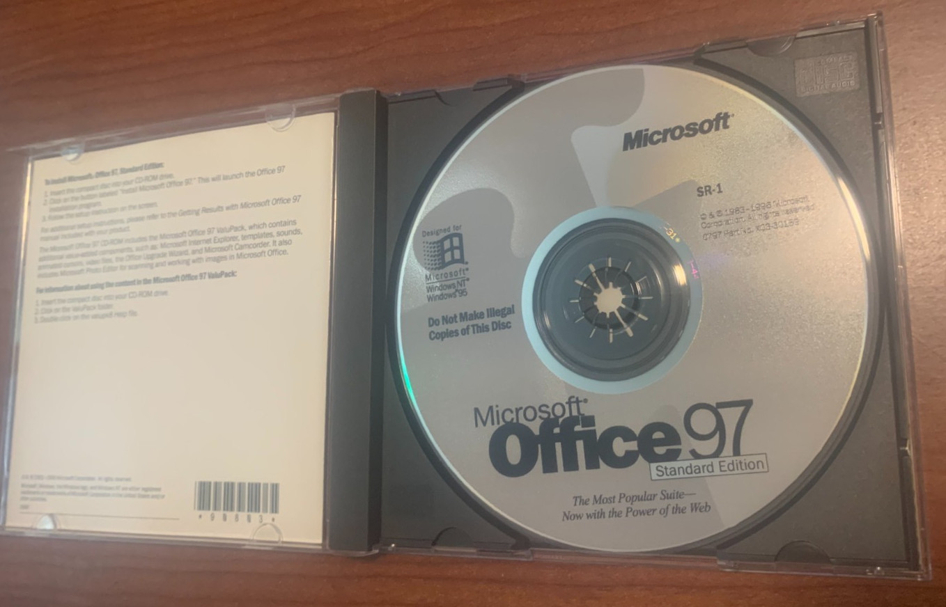 Microsoft Office 97 Standard Edition PC CD ROM Suite Windows 95 NT & NEW CD RW
