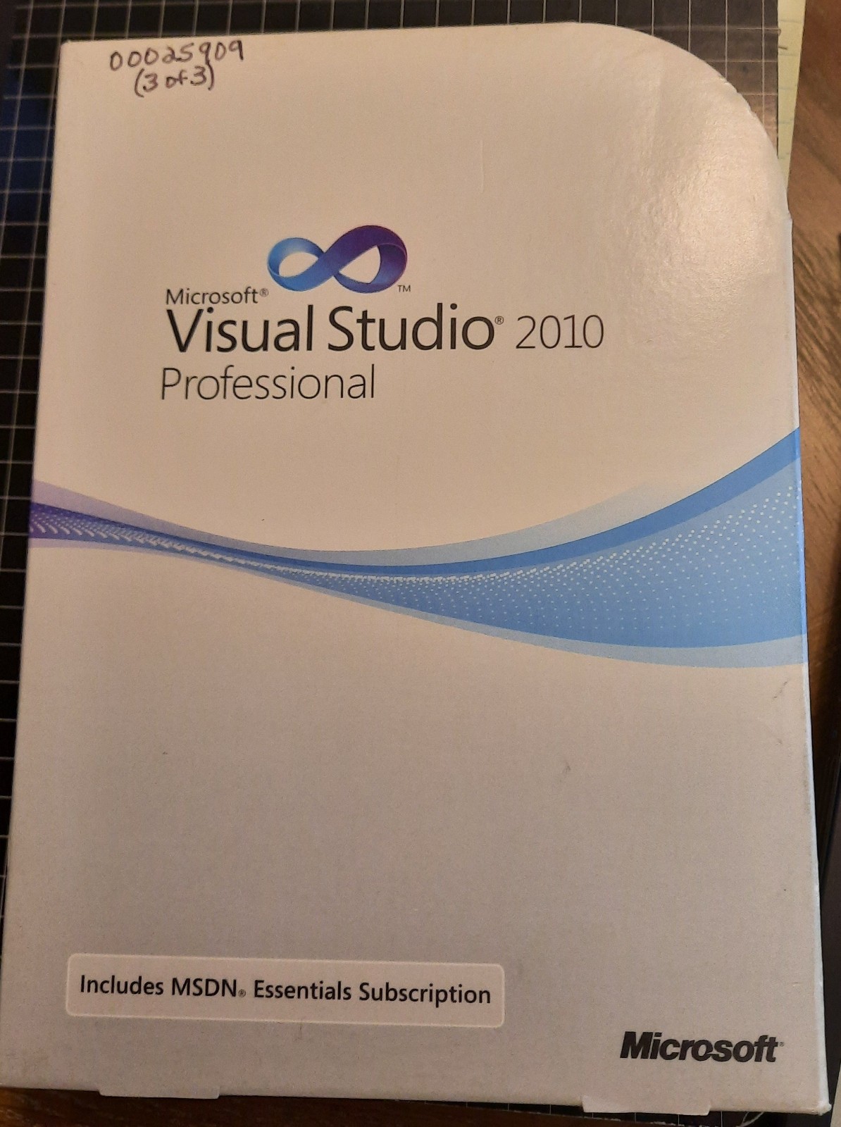 Microsoft Visual Studio 2010 Professional Full Version RETAIL Box