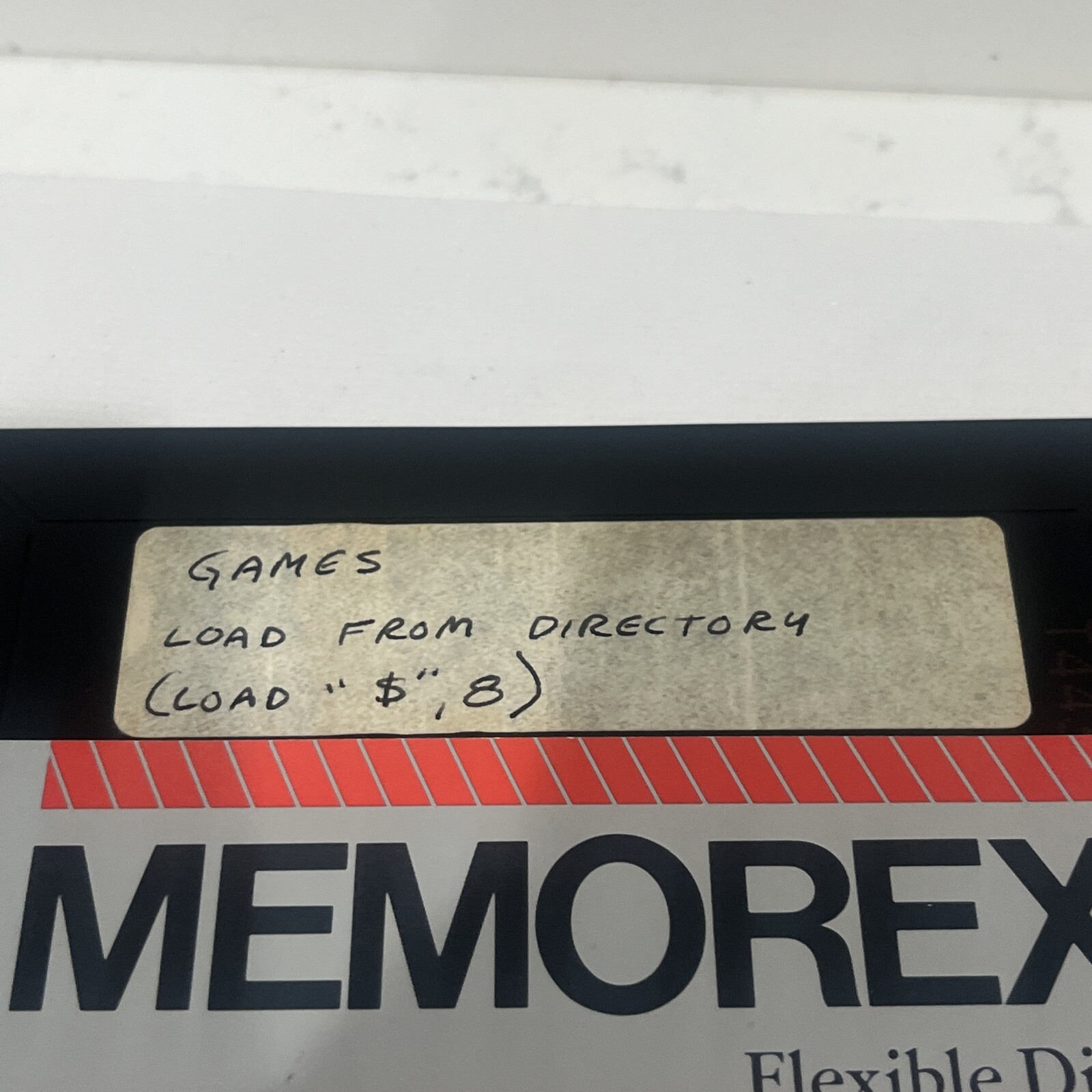 Vintage Mixed Lot of 8 Floppy Discs – May Contain Games (unknown) – Untested