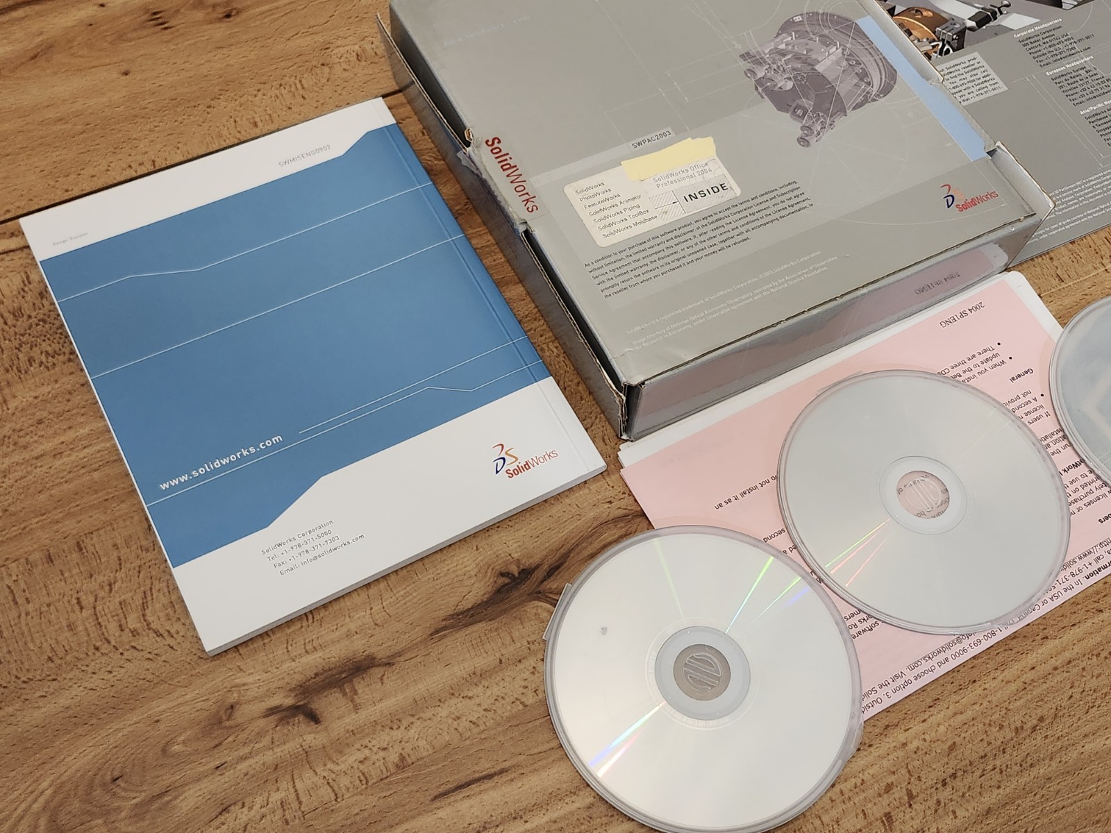 Solidworks Office Professional 2004 3D CAD Software 3 Discs No Key