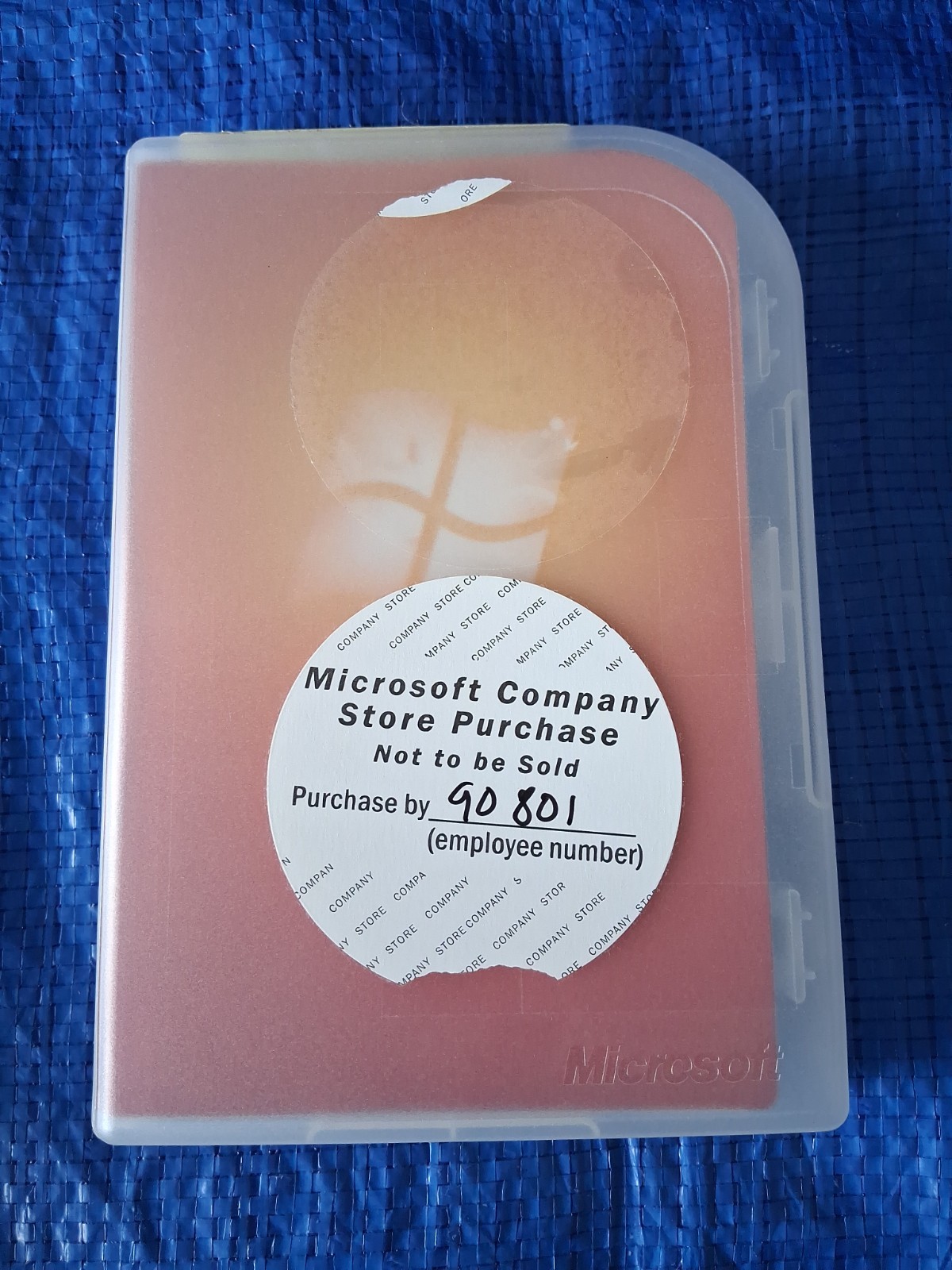 Microsoft Windows 7 Ultimate 32 & 64 Bit DVDs Genuine MS WIN Full Retail Box Key