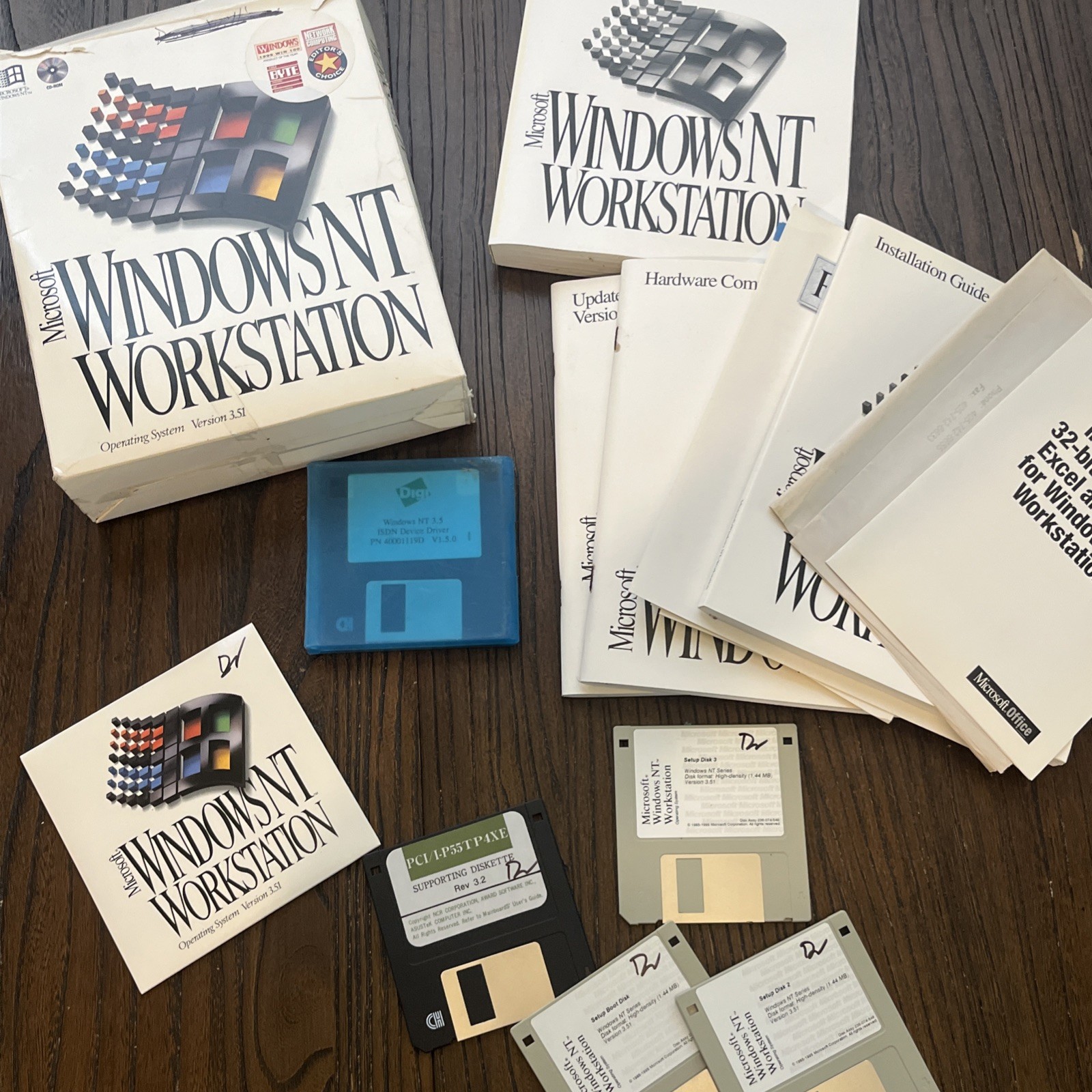Microsoft Windows NT Workstation 3.51 Operating System Floppy Disc Manual & Key