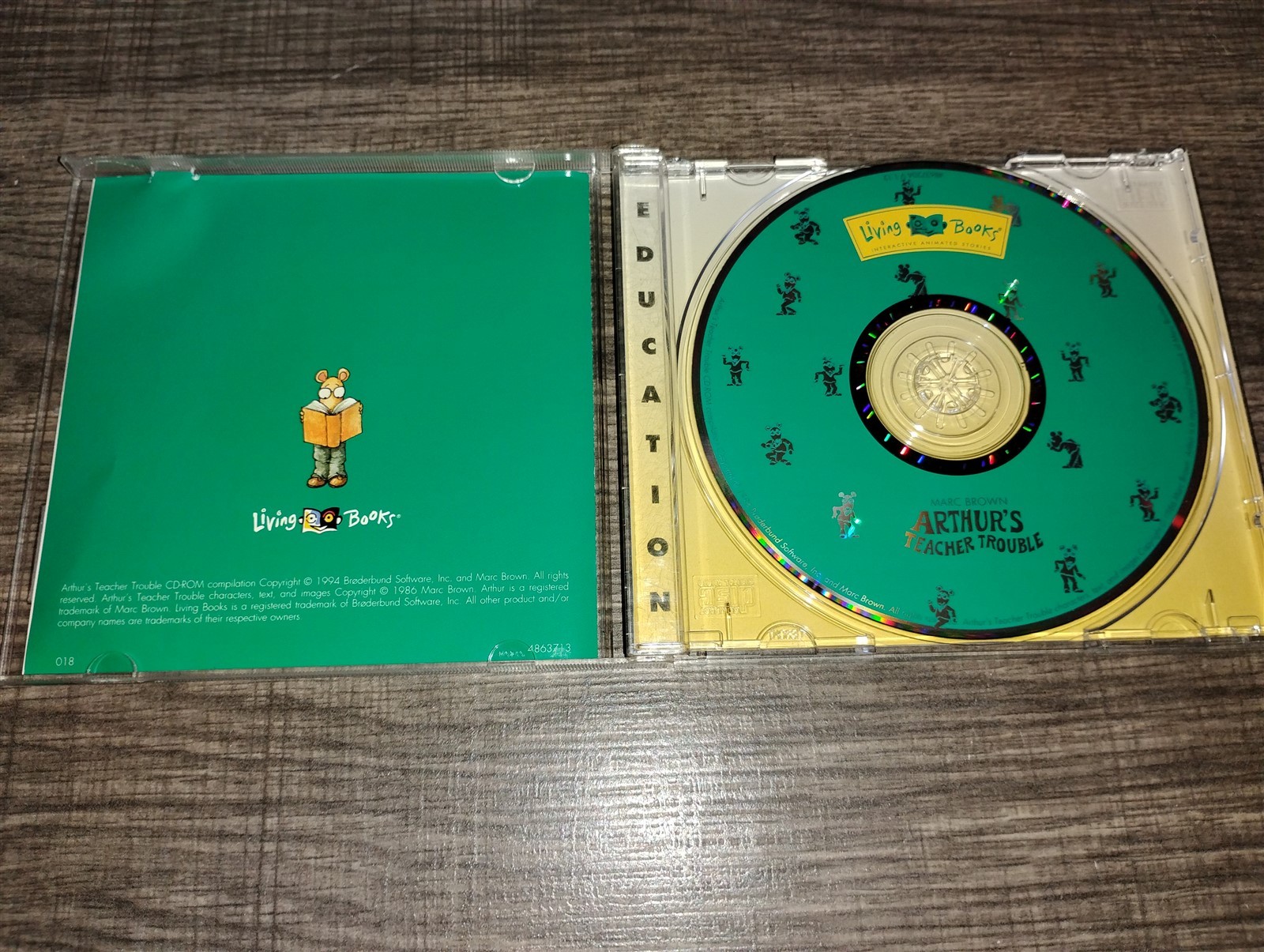 Living Books Arthurs Teacher Trouble by Marc Brown PC/Mac CD-ROM Windows 95/3.1