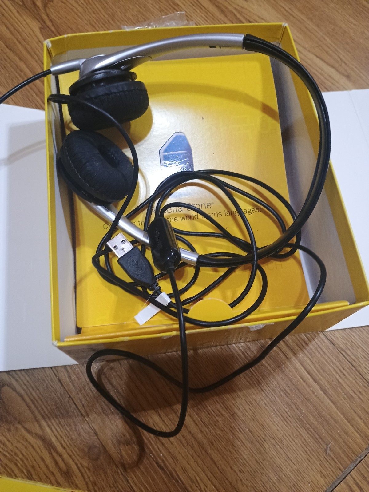 Rosetta Stone Spanish Levels 1, 2, 3 & 4 Box Set with Headset & Audio Companion