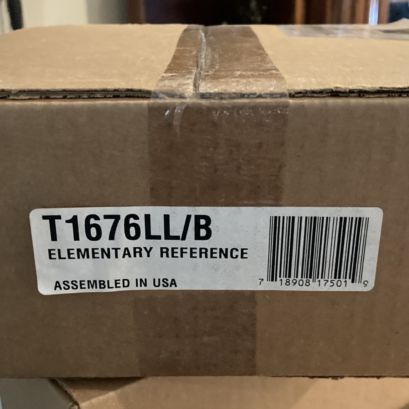 Apple Education Series Elementary Reference Bundle T1676LL/B Early Learning