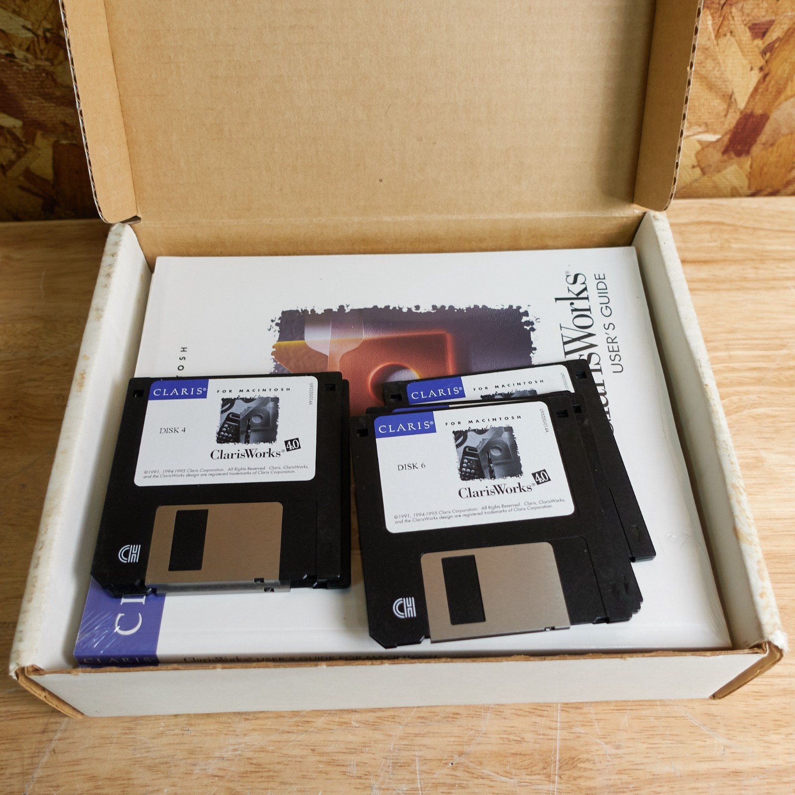CLARISWORKS 4.0 FOR MACINTOSH COMPLETE 3.5″ DISCS