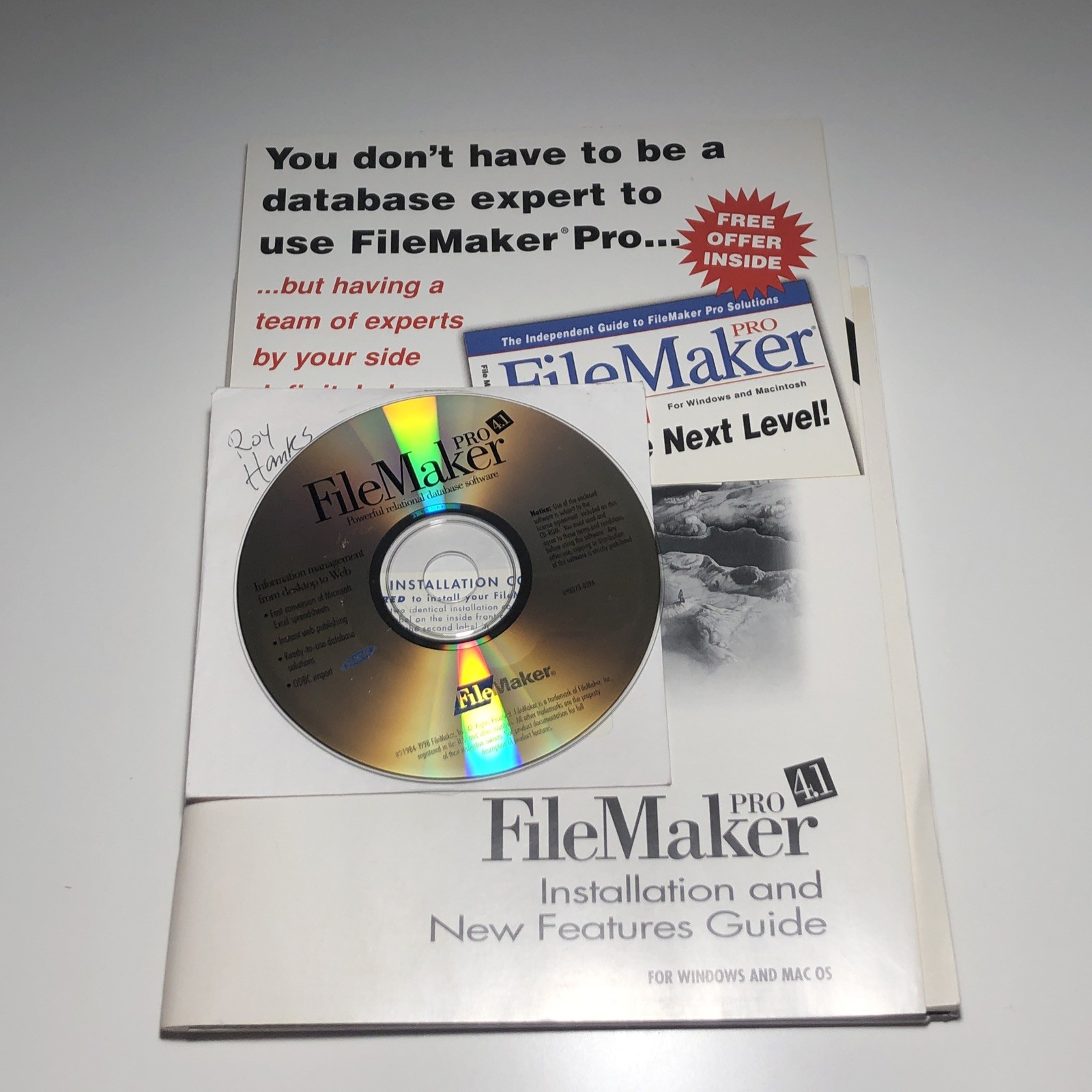 FileMaker Pro 4.1 for Windows & MacOS CD Software 1998 w/ installation code