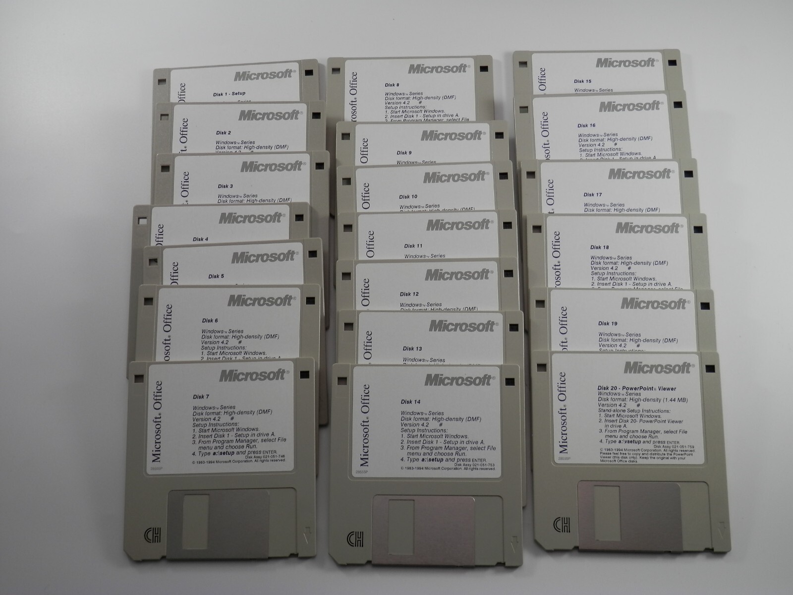 Microsoft Office Standard Edition v. 4.2 1994 vintage original box