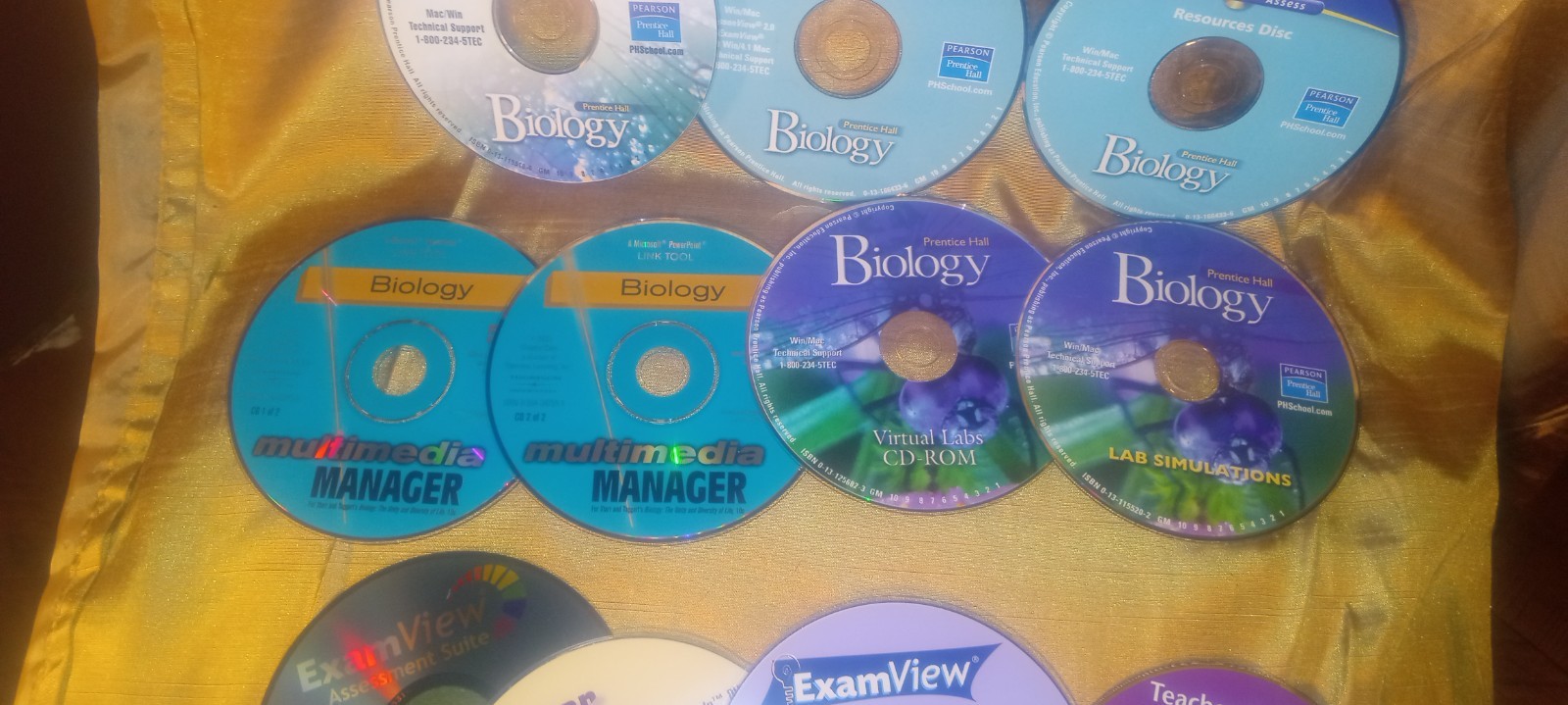 Lot of Pearson Biology Discs / Lab Simulators / Presentations / Power Lecture