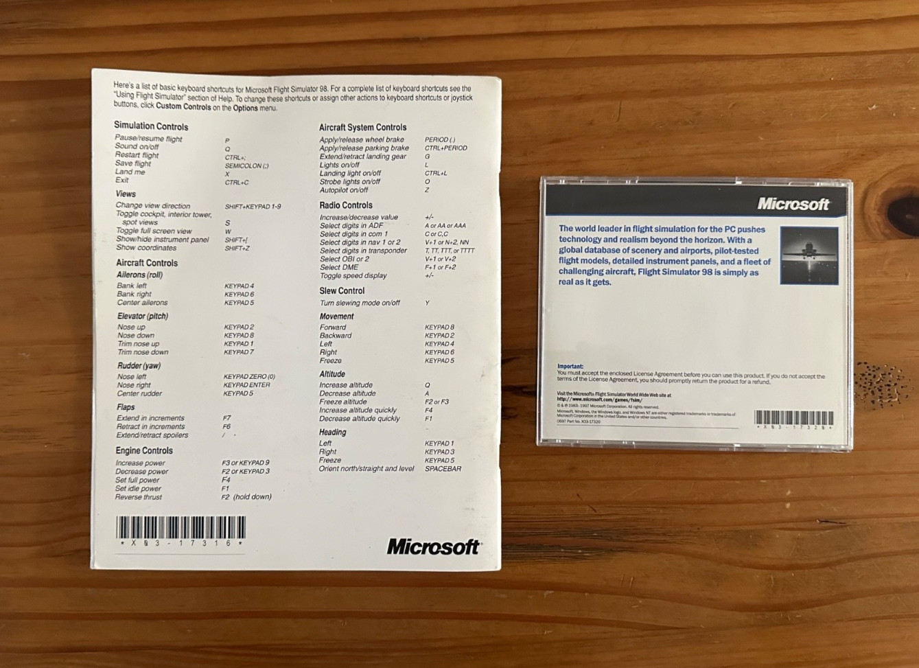 Microsoft Flight Simulator 98 Game CD ROM & Pilot’s Handbook Untested