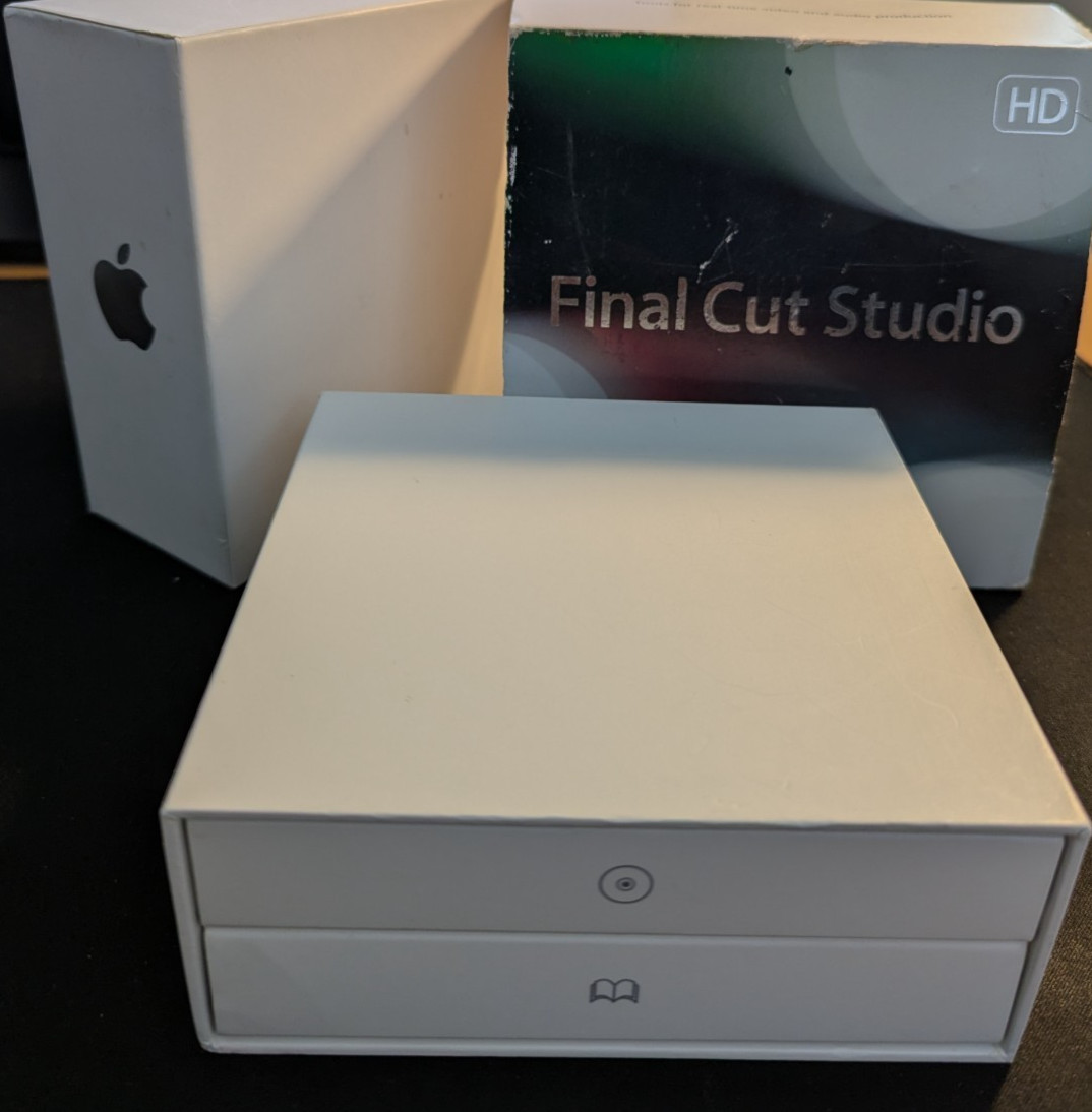 Apple Final Cut Studio HD MB642Z/A Complete Box Set Final Cut Pro 7 7 DVDs