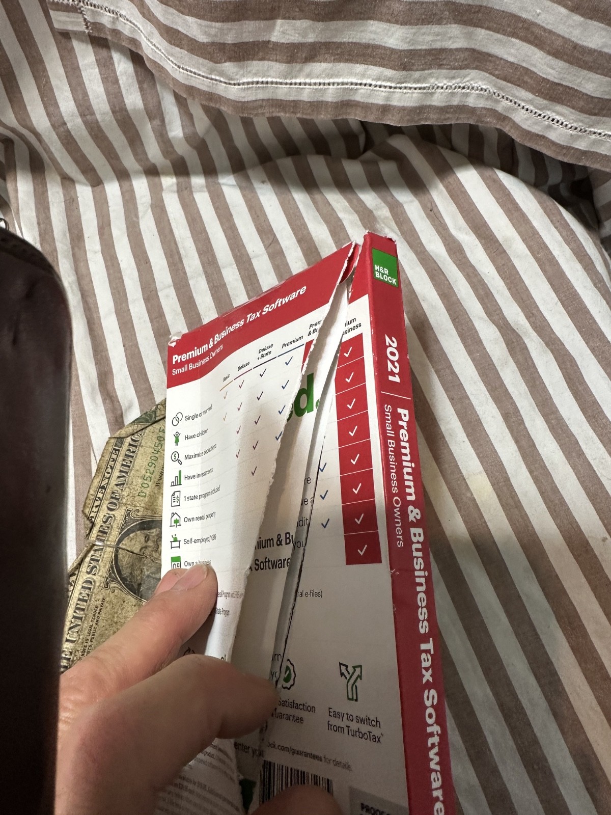 Box Damage H&R Block Tax Software Premium Business 2021 PC key card Turbotax HR