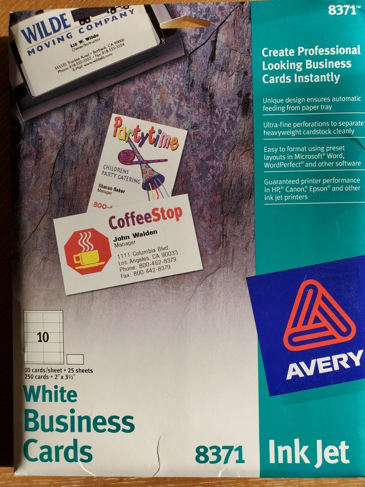 Avery 8371 – 220 Cards – 2 x 3.5 White Inkjet Business Cards