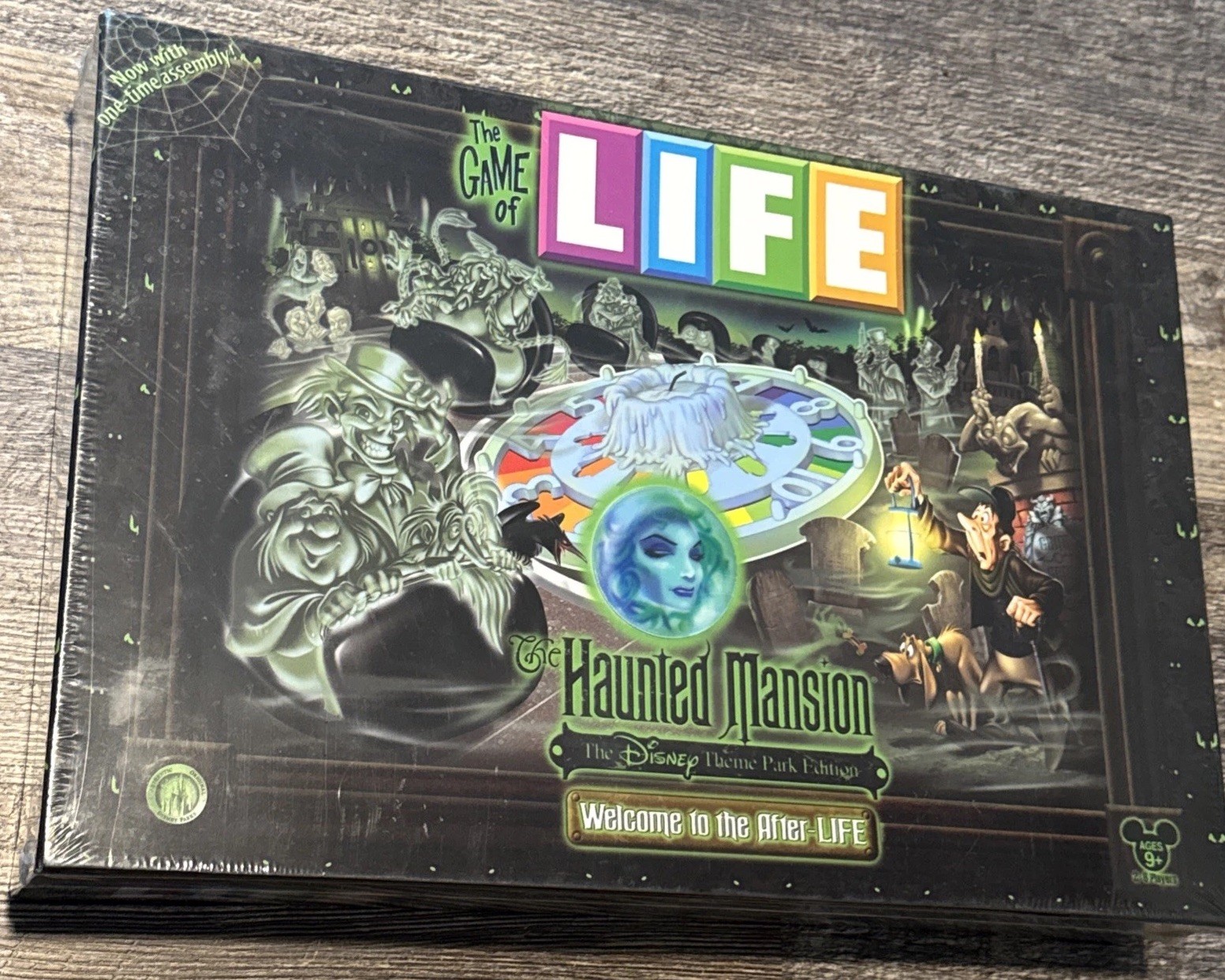 New Sealed Disney Theme Parks Exclusive The Game of Life Haunted Mansion Edition
