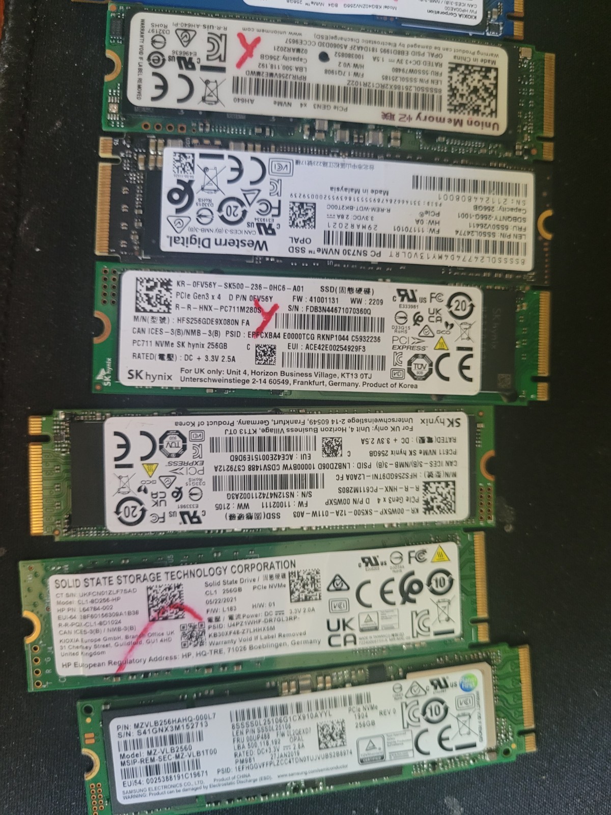 Mixed brand 256GB pcie NVMe M.2 SSD mixed brands has windows 11 home .