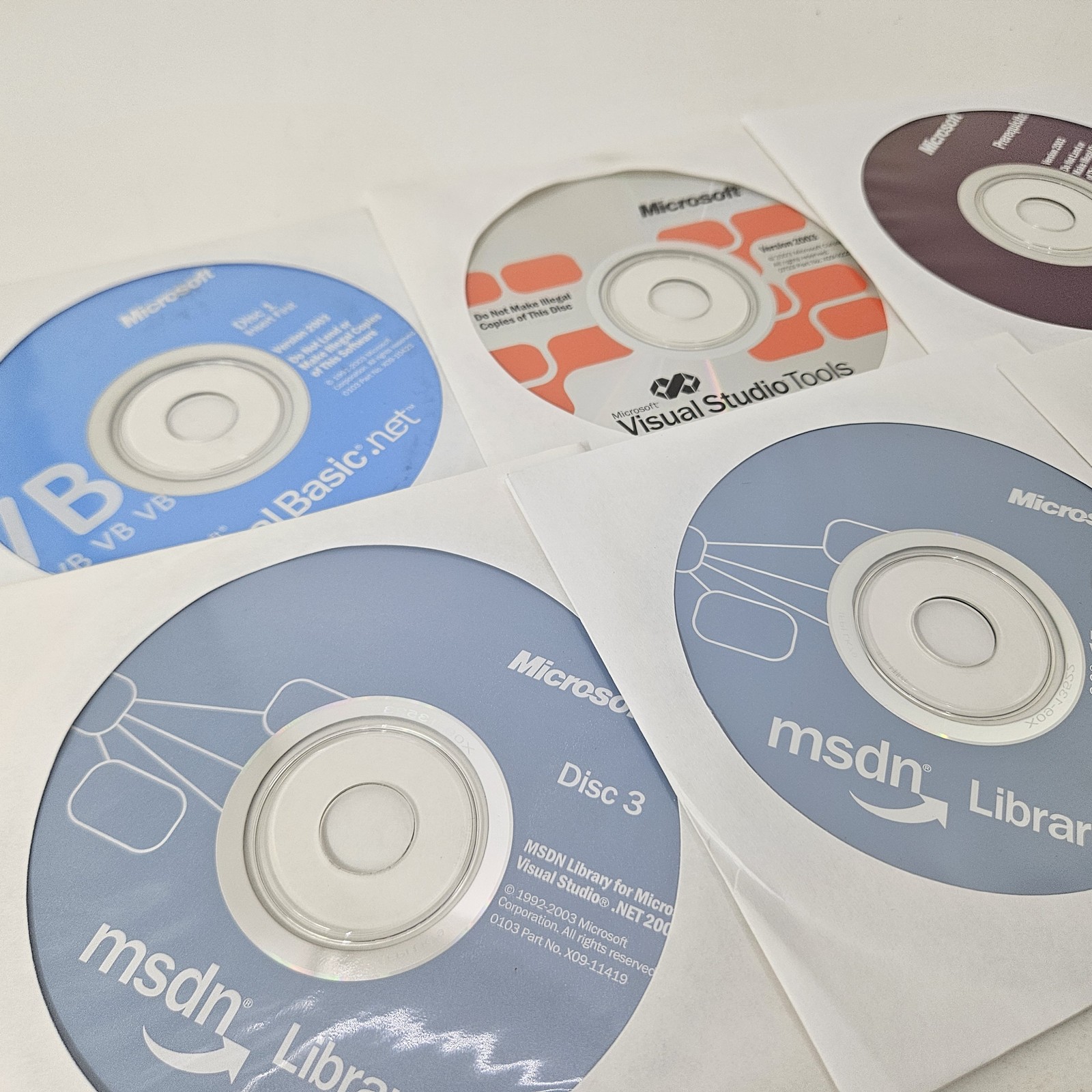 Microsoft Visual Studio .NET 2003 & MSDN Library Disc Set (6 Discs)