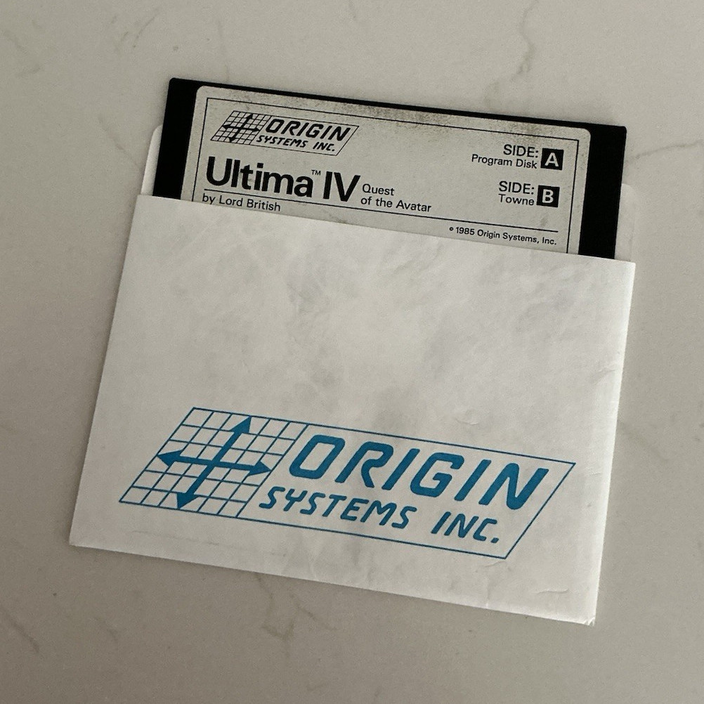 Origin Systems Ultima IV Quest of the Avatar Game 5.25 in Floppy Disk only A/B