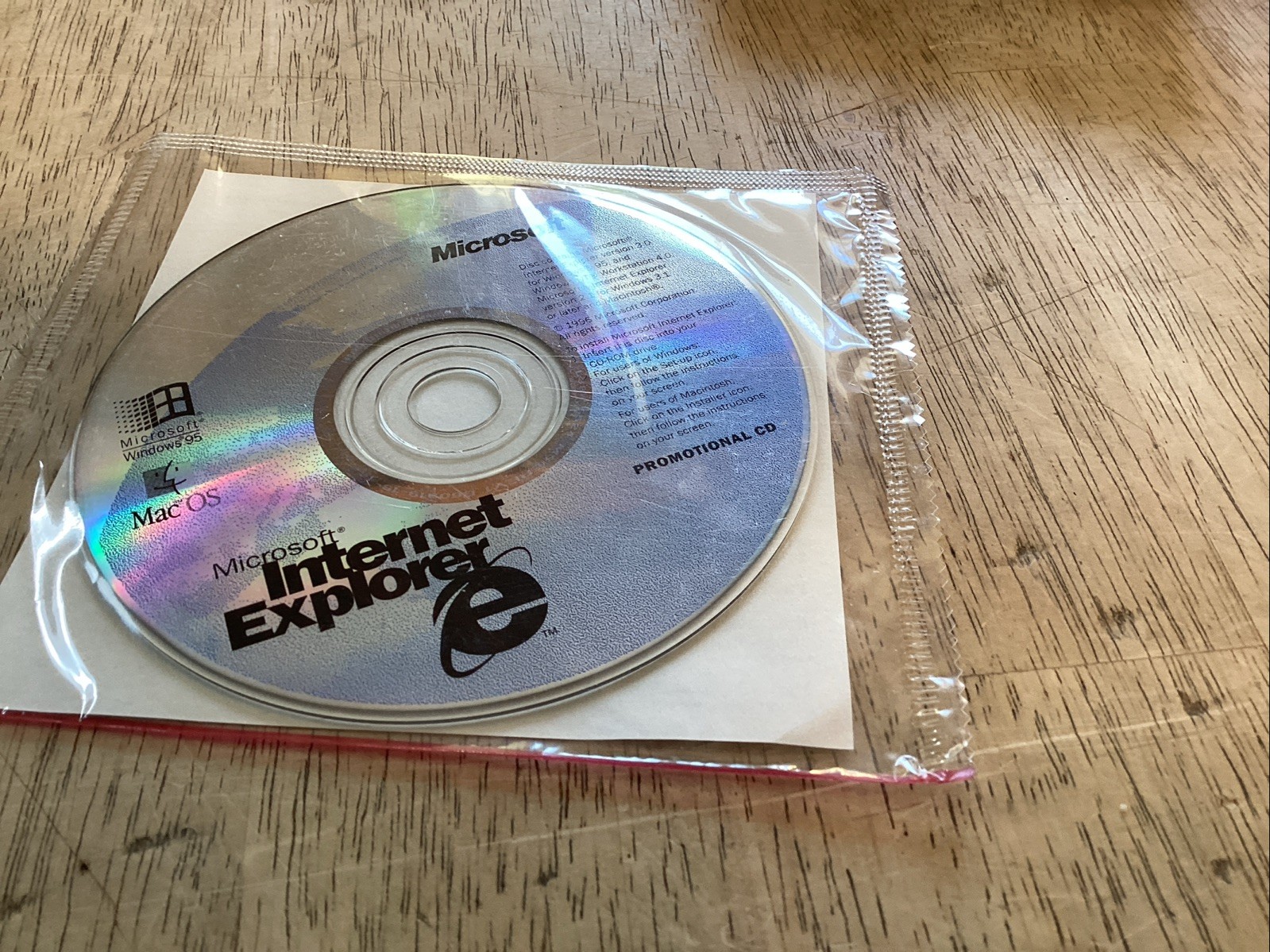 Microsoft Internet Explorer 4.0 OEM CD w. Sleeve New