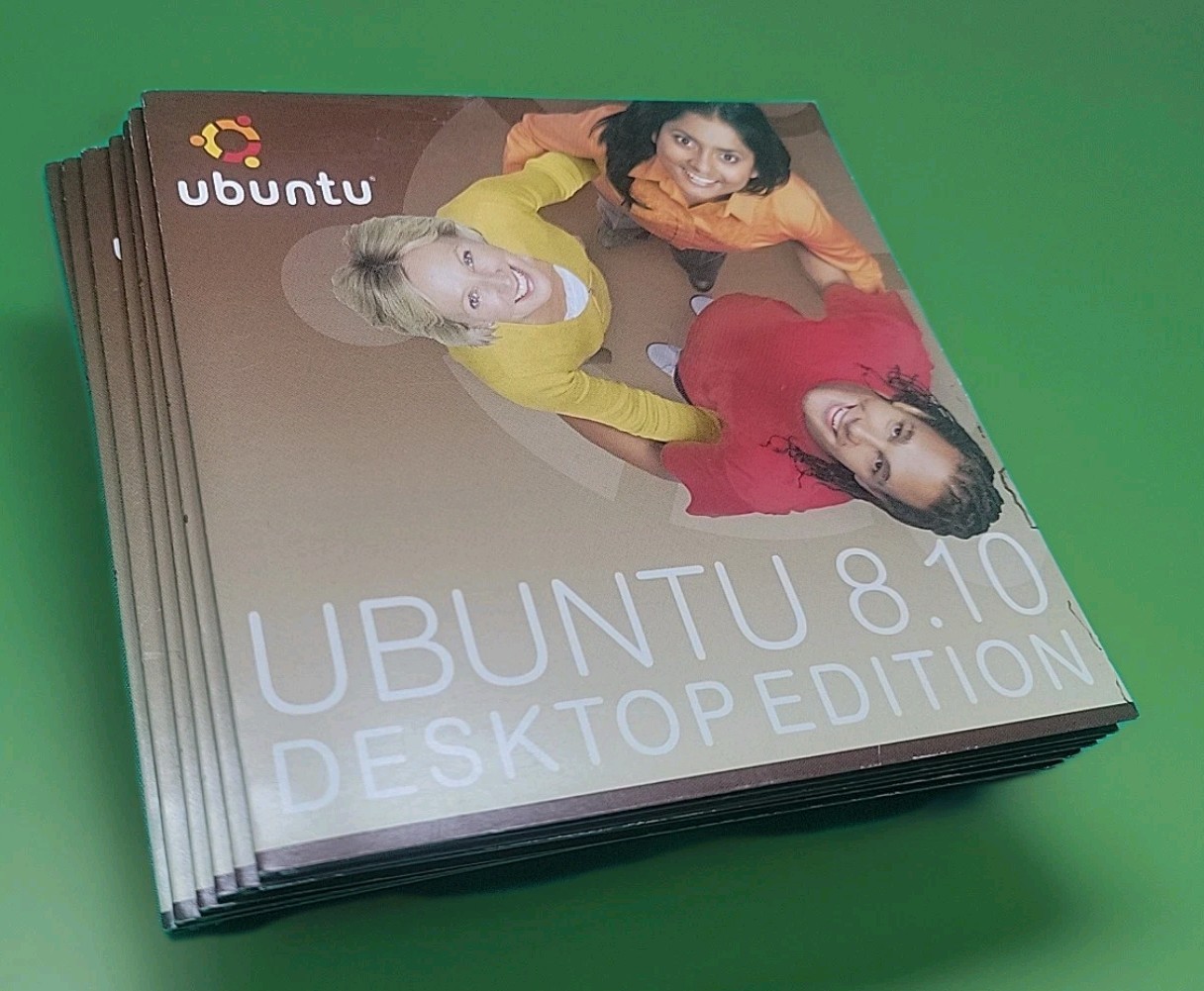 Rare Vintage Ubuntu 8.10 Desktop Edition Official Live CD’s lot of 7 NEW