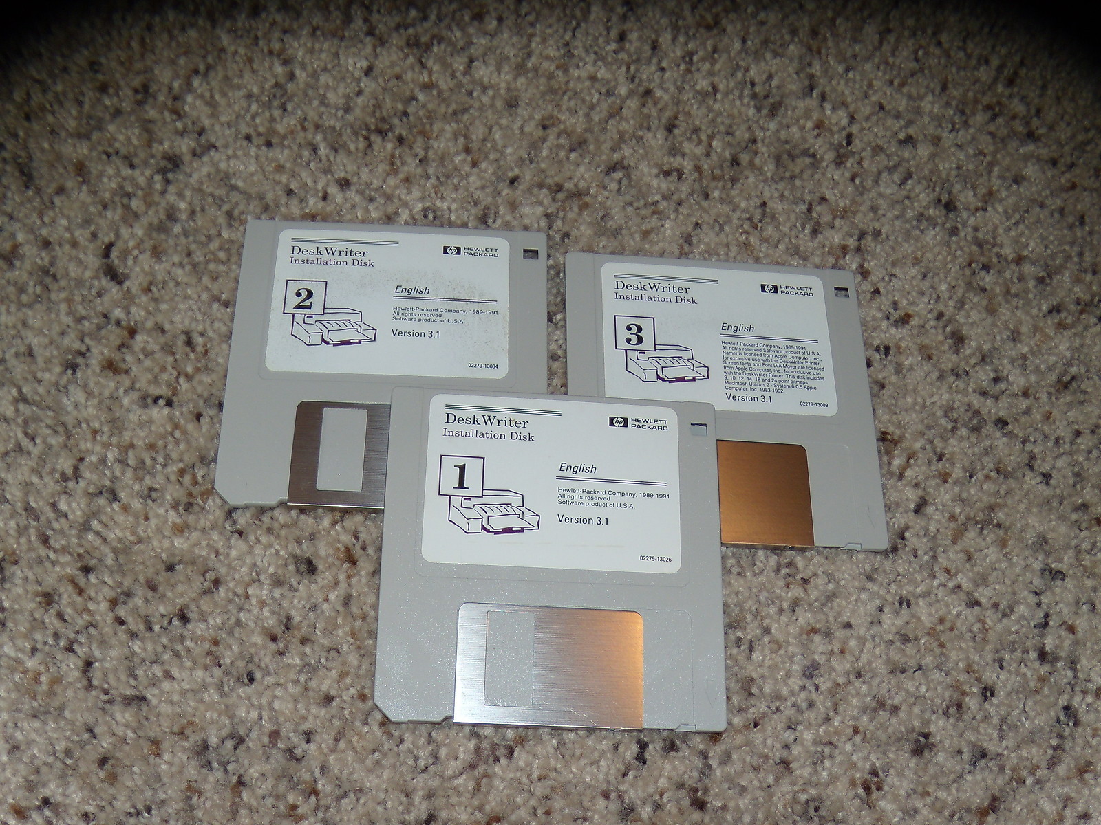 Hewlet Packard Desk Writer Version 3.1 on 3.5″ floppy disks