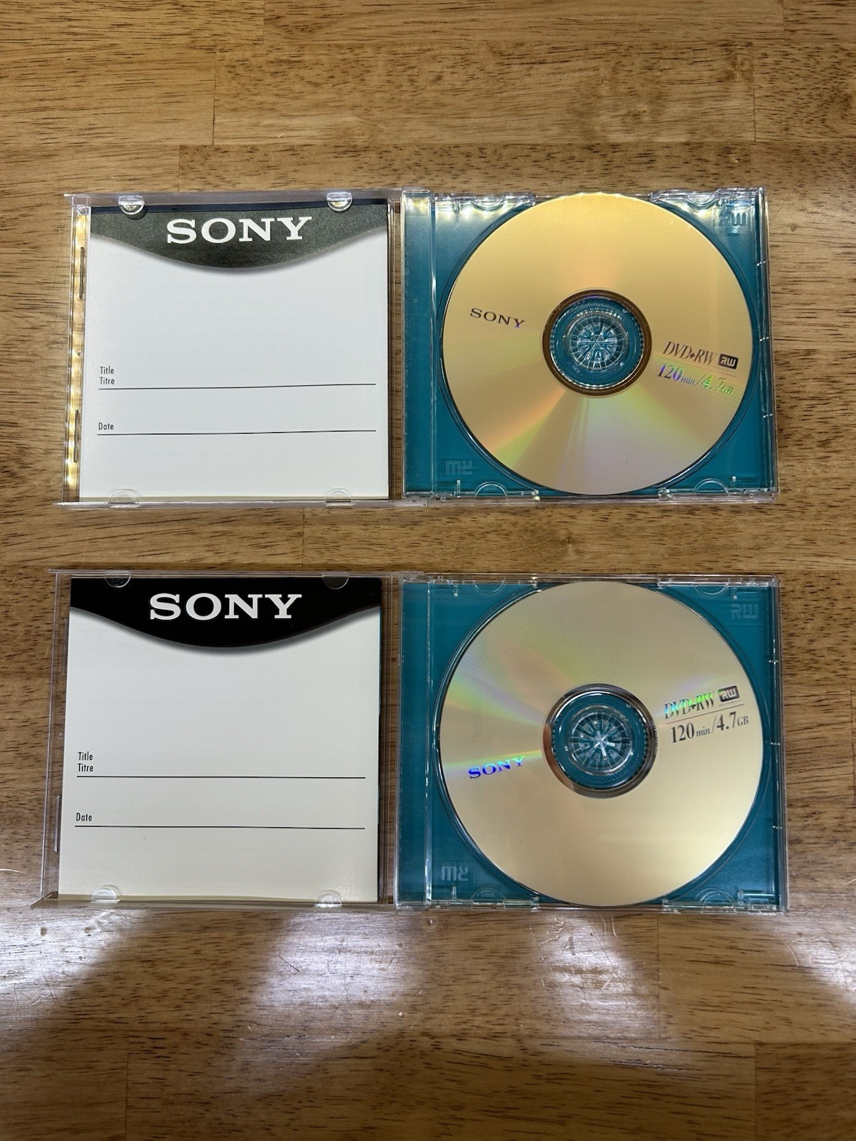 Lot Of Discs, Software And Labels For The PC For Media Such As Dvd’s & Cd’s