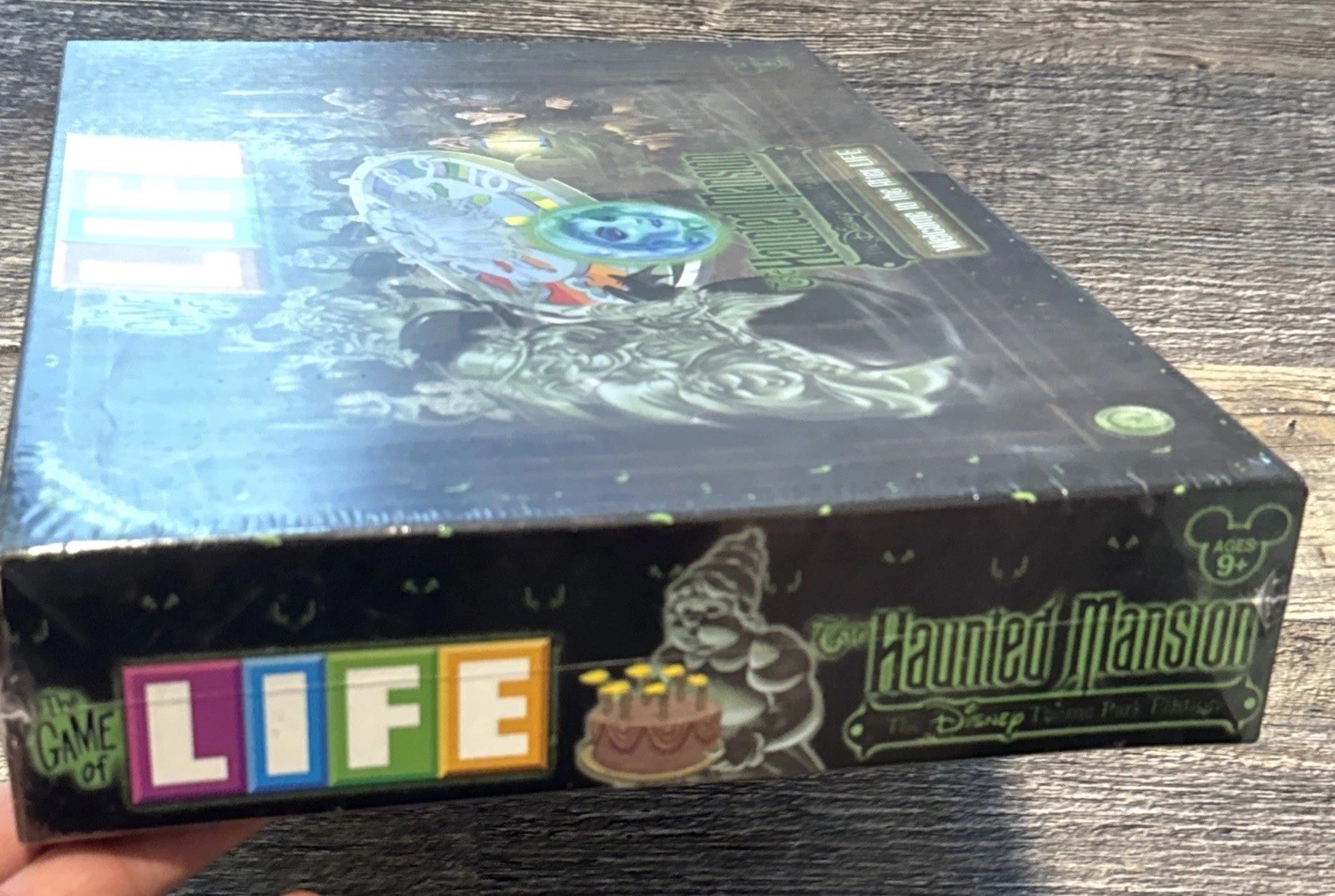 New Sealed Disney Theme Parks Exclusive The Game of Life Haunted Mansion Edition