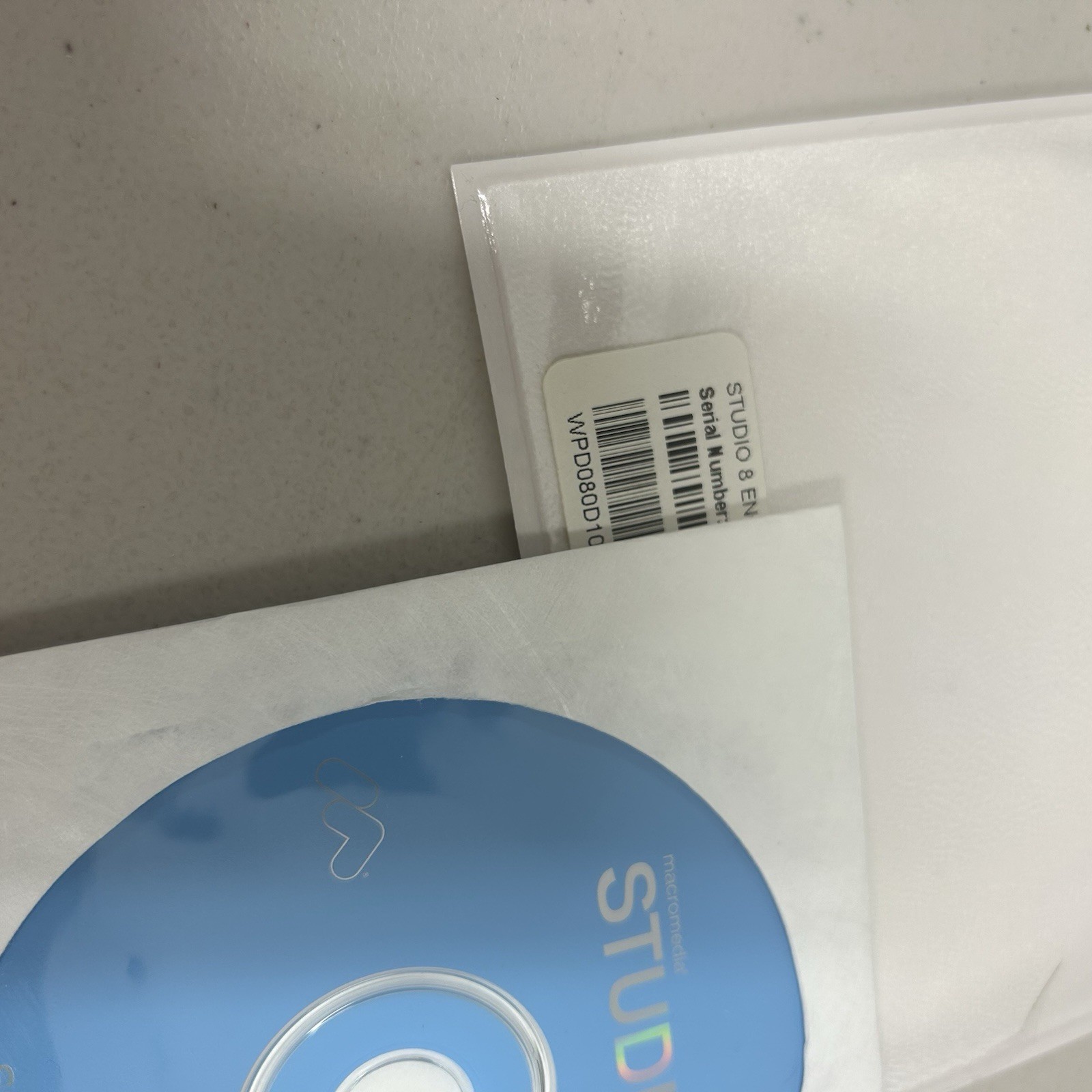 Macromedia Studio 8 UPGRADE Win/Mac 2 Disc Set – VERY GOOD CONDITION!!!!