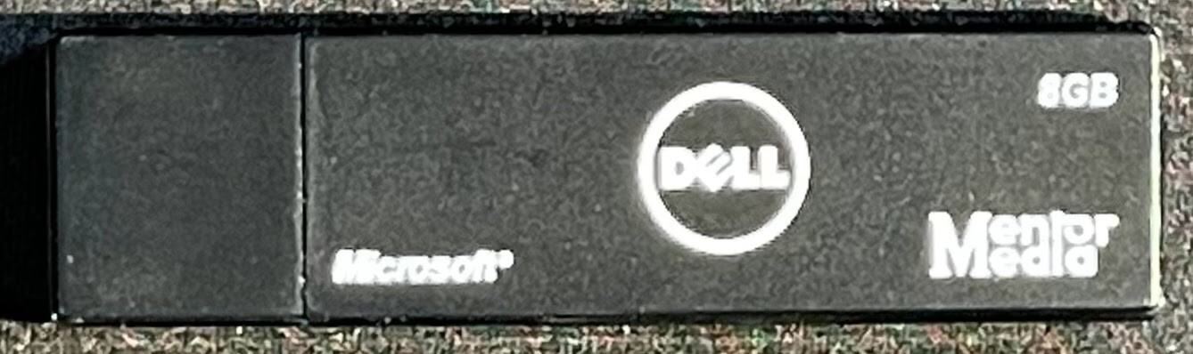 Dell / Microsoft Windows 8.1 Recovery Media Thumb Drive / 814FG / G08GV