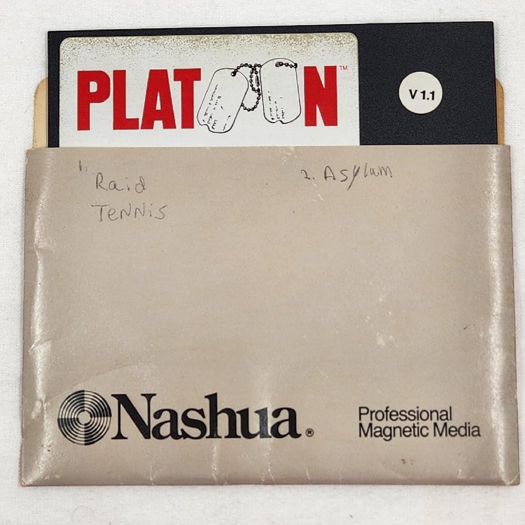 Platoon by 1986 Helmdale Film Corp for Commodore 64/128 C64 5.25″ Floppy Disk