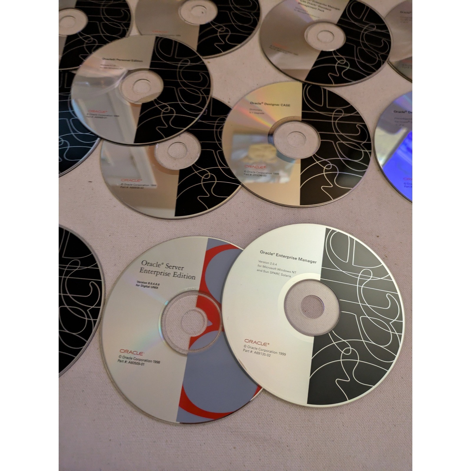 Lot of 25 Oracle Server Enterprise Edition Software CD
