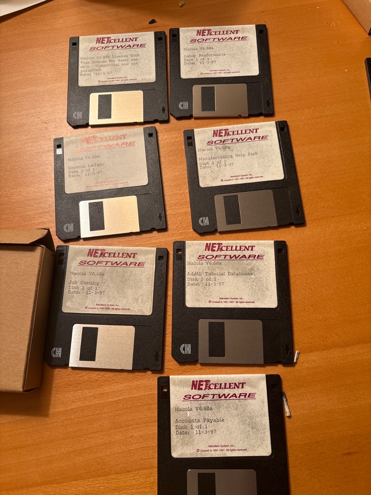 UNUSED BRAND NEW MACOLA ERP 6.0 Complete. Disks. Vintage