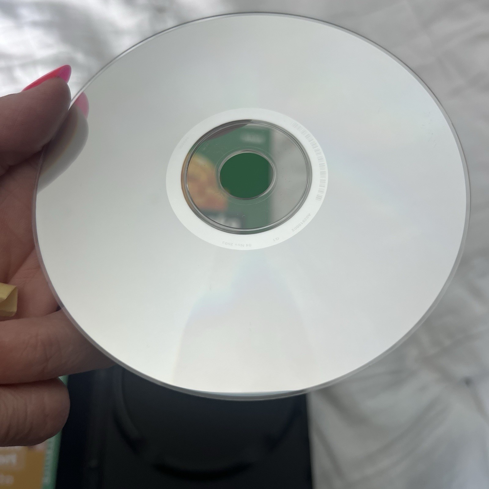 QuickBooks 2004 Small Business (Windows 98/ME/2000/XP) With Key