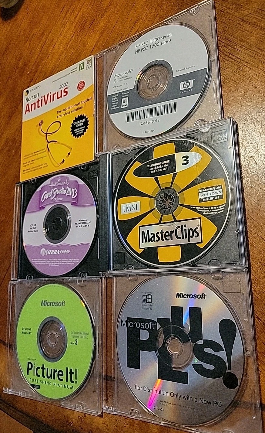 6 – Vintage CDs Software LOT – Norton, Mac, Windows, Microsoft, Sierra Home