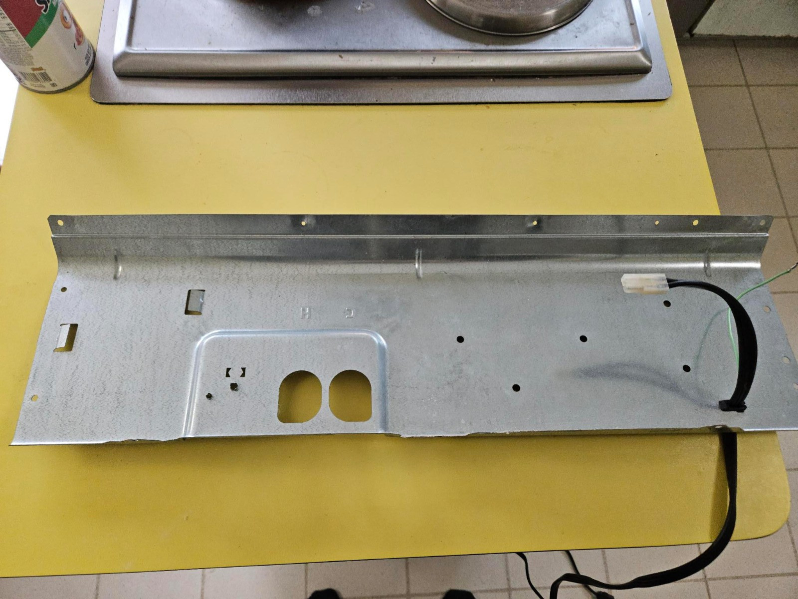OEM GE PANEL BACK WH46X337 with electrical cord.