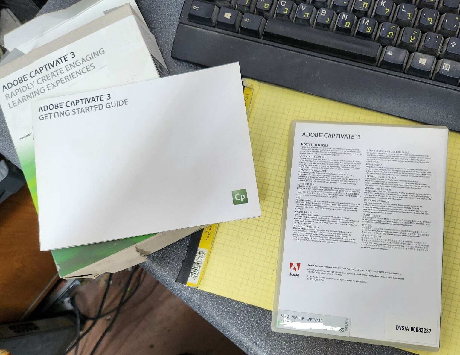 Adobe Captivate 3 w/Serial Number (manual included) CPTV 3.0 WIN RET IE 1PK DVD