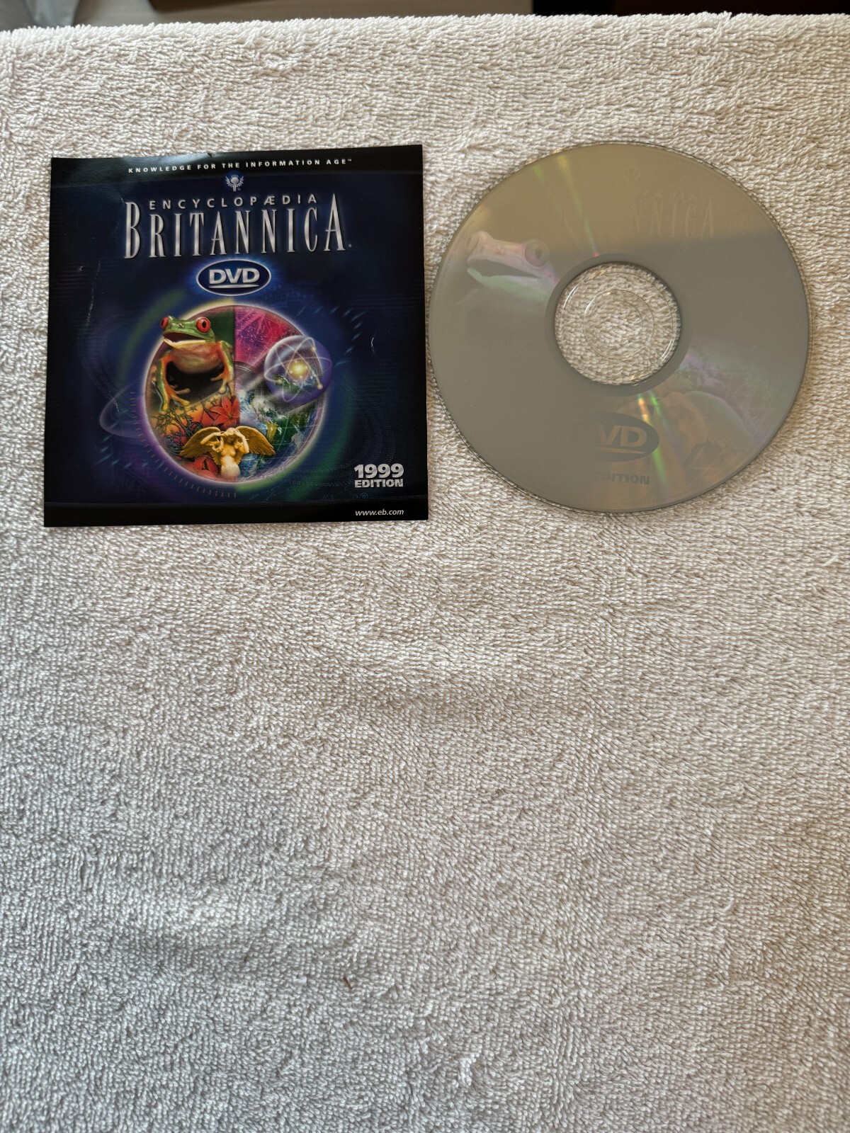 Britannica Encyclopedia – (PC 1999) – DVD ONLY W/FRONT JEWEL CASE INSERT ONLY!!