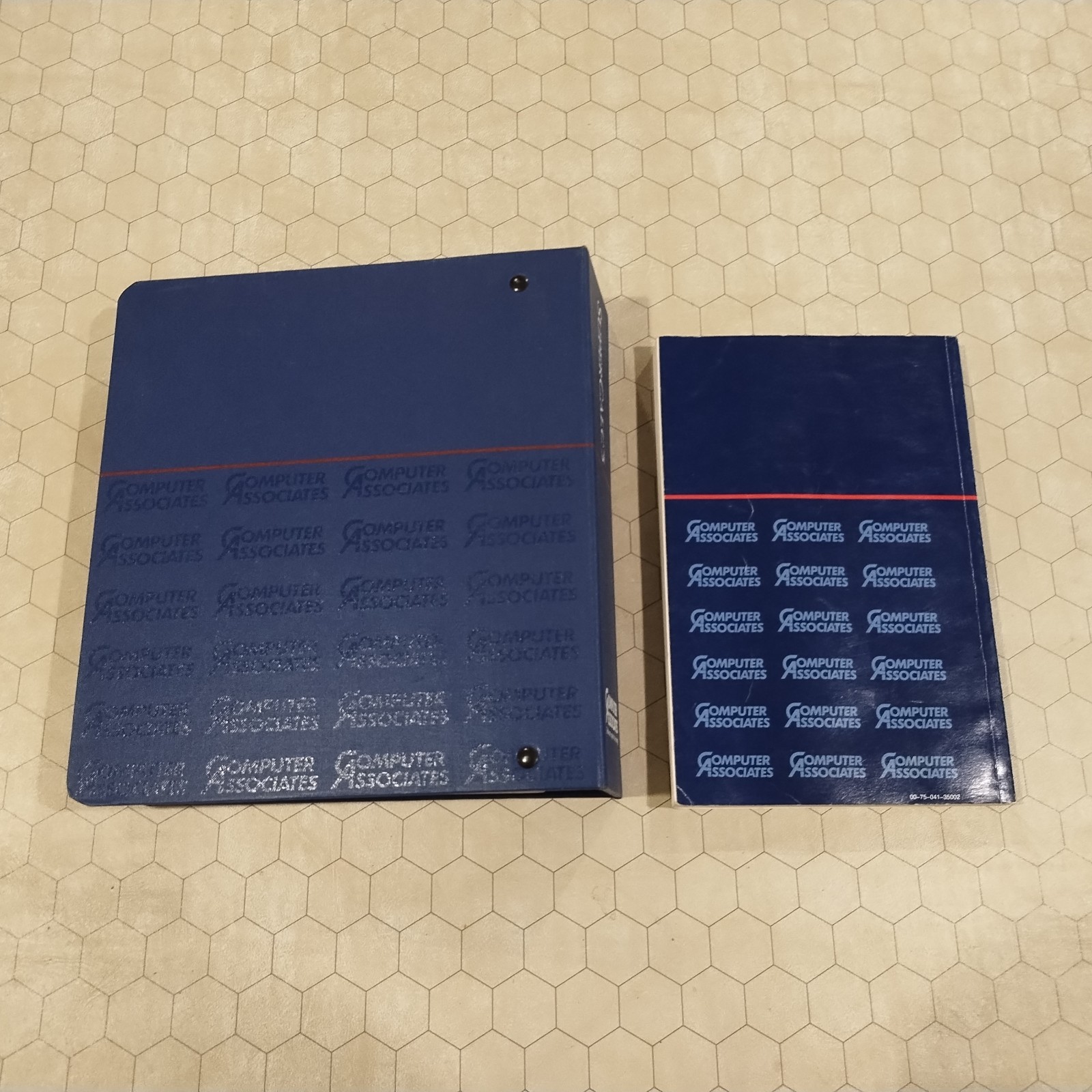 SuperCalc Version 5.0, Computer Associates, 1988, box, guides and 3.5″ disks