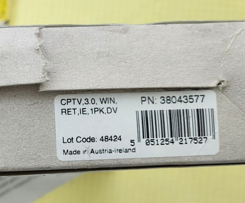 Adobe Captivate 3 w/Serial Number (manual included) CPTV 3.0 WIN RET IE 1PK DVD