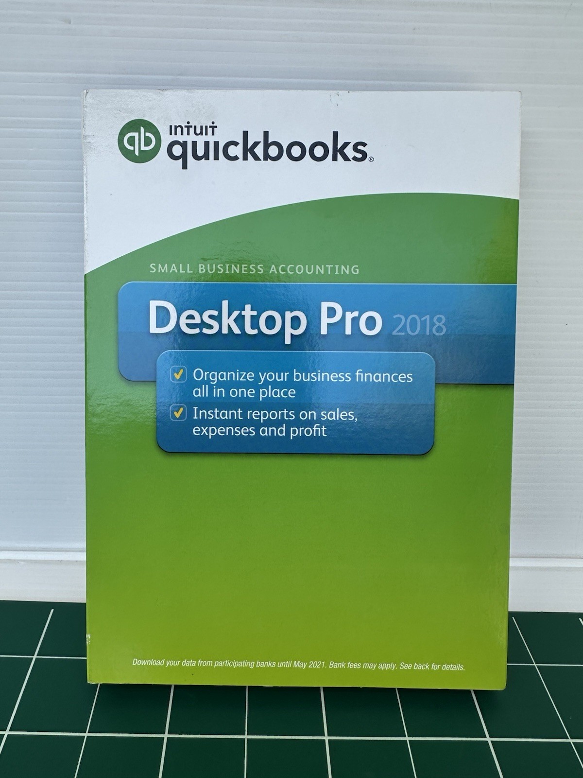 Intuit QuickBooks Desktop Pro 2018 NEW SEALED License Key PC Accounting Software