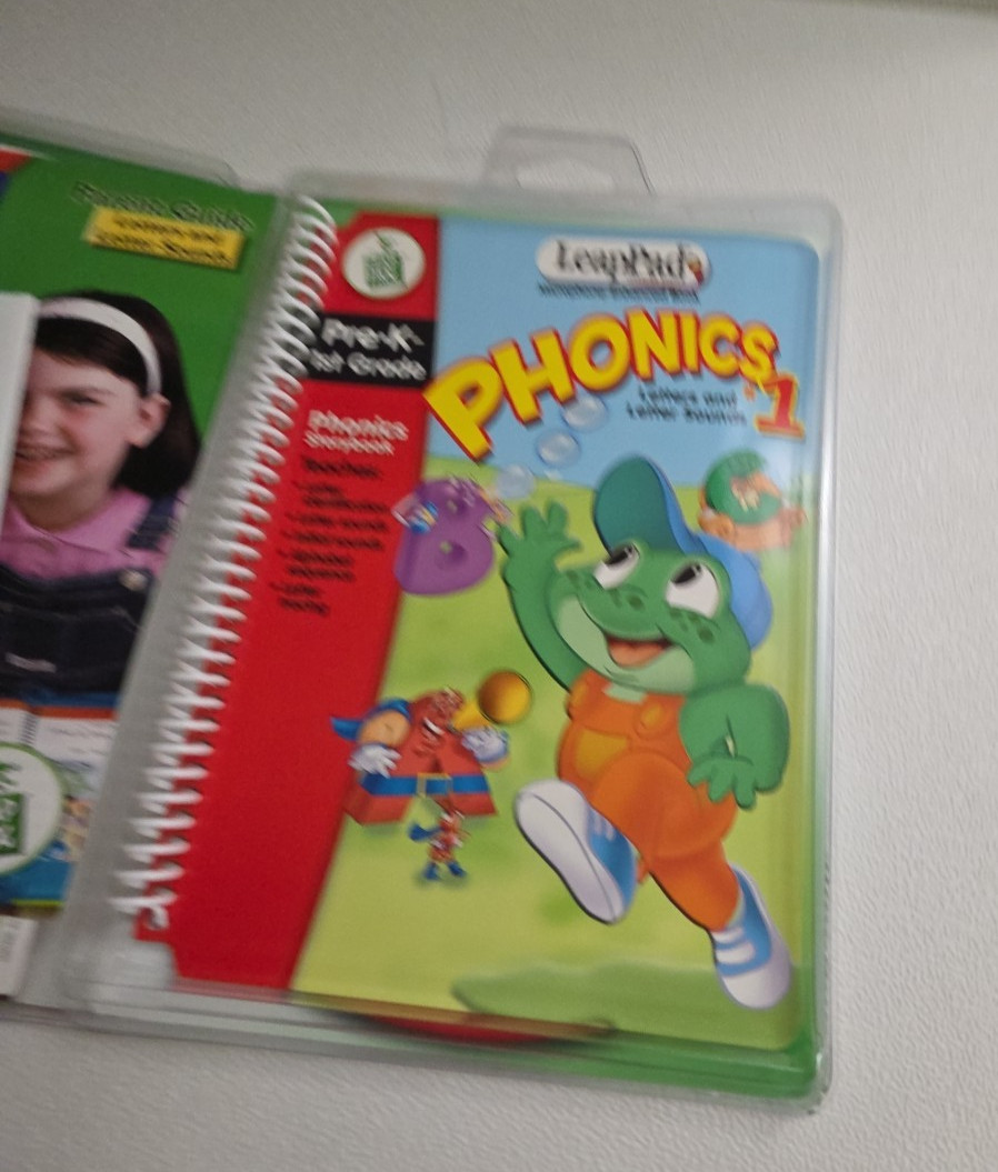 LeapFrog Phonics Storybook & Cartridge LeapPad Learn Letters and Letter Sounds