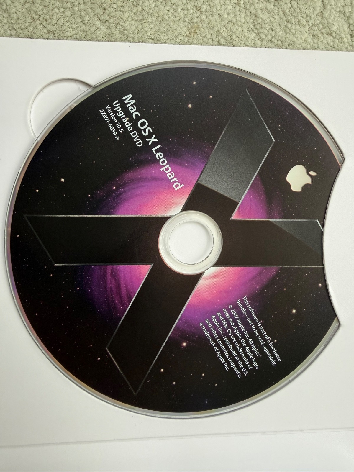 2007 Apple Mac OS X Leopard Version 10.5 Install DVD MB021Z/A +Manual & Stickers