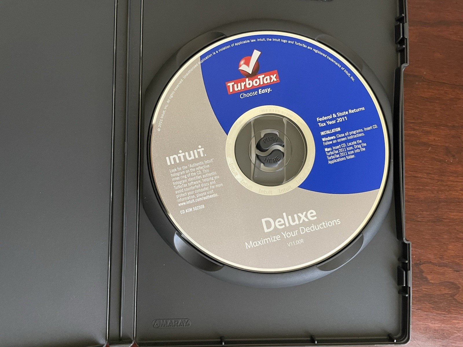 2011 TurboTax Deluxe Federal/State CD For Windows & Mac Intuit