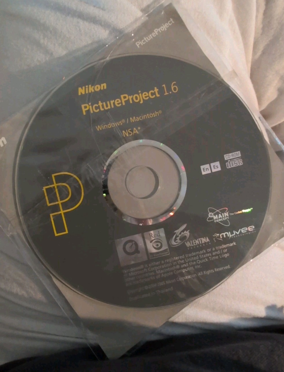 ROM Software is a photo/image editing software designed for non-commercial use.