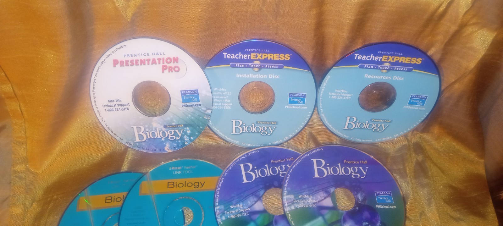 Lot of Pearson Biology Discs / Lab Simulators / Presentations / Power Lecture