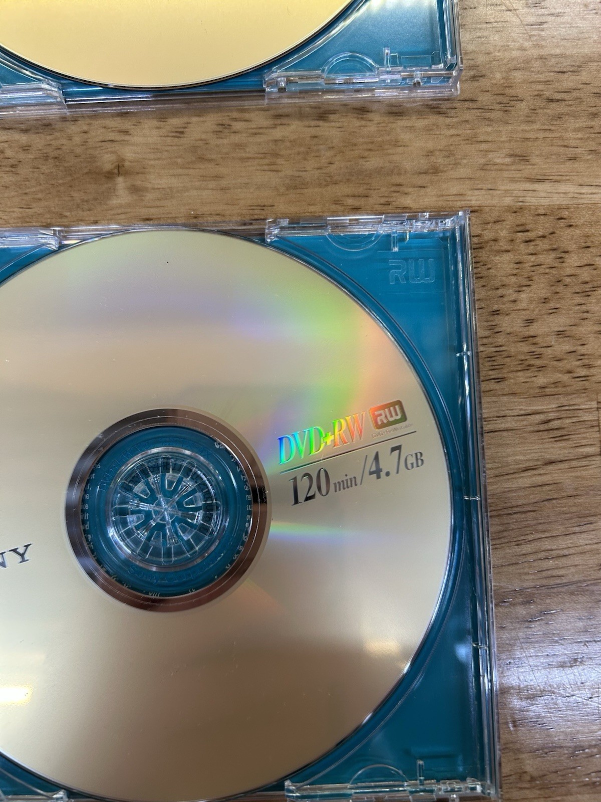 Lot Of Discs, Software And Labels For The PC For Media Such As Dvd’s & Cd’s