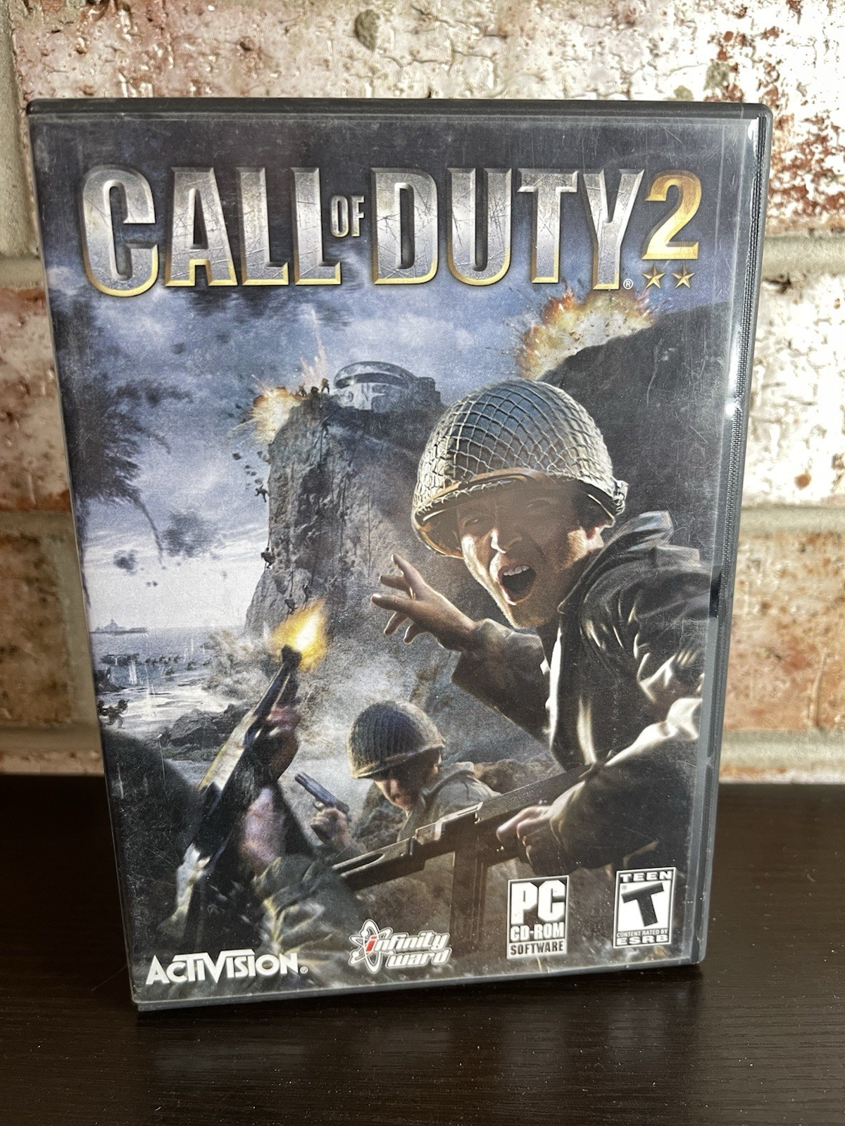 CALL OF DUTY 2 Complete PC CD-ROM Game by Activision – Manual & 6 discs