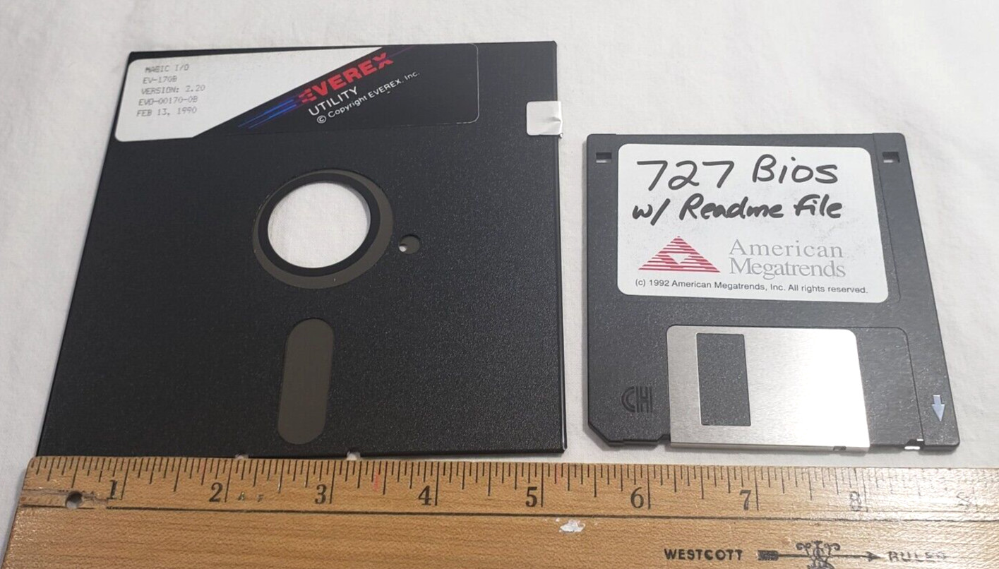 AMERICAN MEGATRENDS LOT- User Manuals AMI 386 ++ Binder + Magic I/O 5..25″ disk+